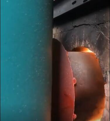 
燃燒機工作現(xiàn)場