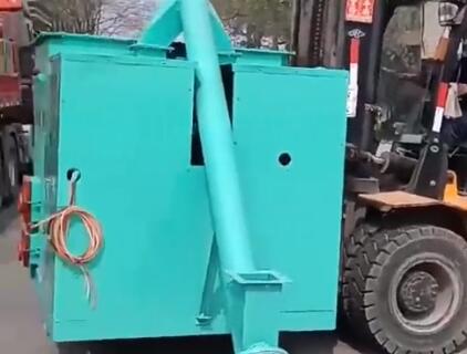 
新思維生物質燃燒機配套滾筒烘干設備裝車發(fā)往江蘇