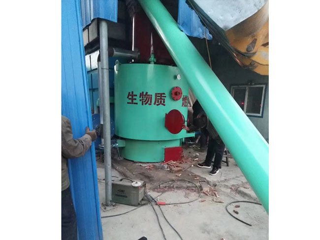 
生物質(zhì)壓塊燃燒器